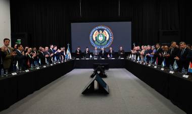 CHACO SERÁ SEDE DEL PRÓXIMO CONSEJO REGIONAL DE SEGURIDAD TRAS LA PARTICIPACIÓN DE MATKOVICH EN EL CONSEJO DE SEGURIDAD INTERIOR