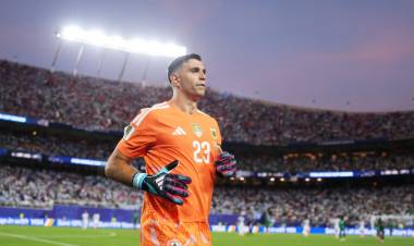 LA ADVERTENCIA DE UN COMPAÑERO INGLÉS DEL DIBU MARTÍNEZ EN LA PREVIA DEL PARTIDO ENTRE ARGENTINA E INGLATERRA
