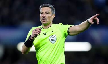 EL POLÉMICO PASADO DEL ÁRBITRO DE LA FINAL ENTRE ARGENTINA Y ESPAÑA