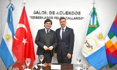 ZDERO RECIBIÓ AL EMBAJADOR DE TURQUÍA PARA AFIANZAR LOS VÍNCULOS COMERCIALES Y CULTURALES