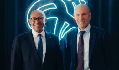 ZINEDINE ZIDANE ES EL NUEVO DIRECTOR TÉCNICO DE LA SELECCIÓN DE FRANCIA HASTA 2030