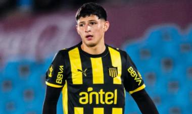 LA COMPARACIÓN QUE RECIBIÓ UN EX JUGADOR DE RIVER CON OLISE EN URUGUAY