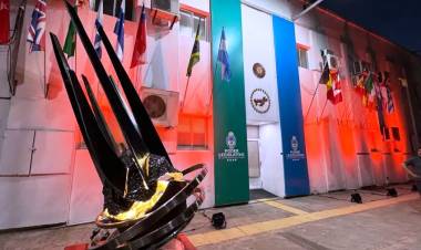LA LEGISLATURA SE ILUMINÓ DE NARANJA PARA VISIBILIZAR Y CONCIENTIZAR SOBRE EL TDAH