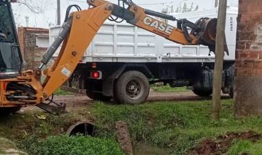 RESISTENCIA: INTERVIENEN UN RELLENO CLANDESTINO PARA EVITAR ANEGAMIENTOS