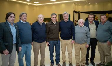 50° ANIVERSARIO DE LA SOCIEDAD RURAL DEL NORTE CHAQUEÑO: ZDERO LLAMÓ A FORTALECER LA ALIANZA CON EL CAMPO