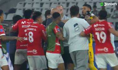 CIENCIANO ELIMINÓ A BOTAFOGO EN BRASIL Y EL PARTIDO TERMINÓ EN UNA BATALLA CAMPAL