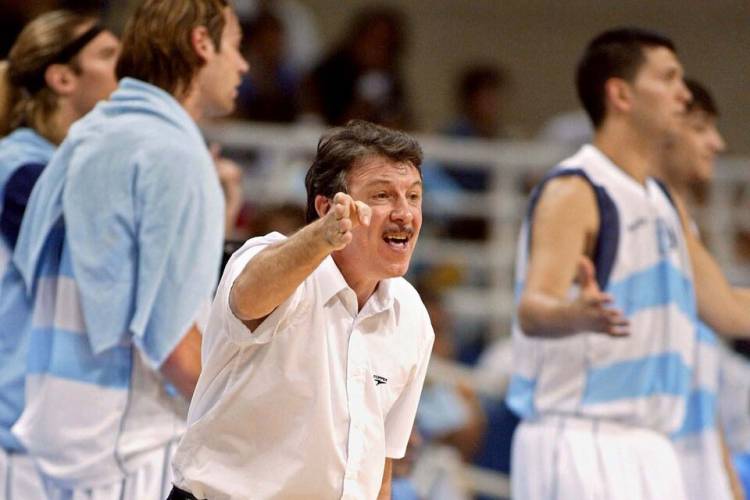 RUBÉN MAGNANO ANUNCIÓ SU RETIRO DEL BÁSQUET: "NO DIRIJO MÁS"