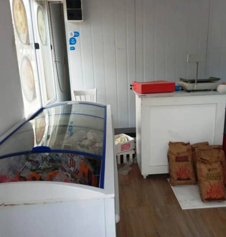 VILLA ÁNGELA: FUE PRESO POR ROBAR ALIMENTOS CONGELADOS Y DINERO EN EFECTIVO   