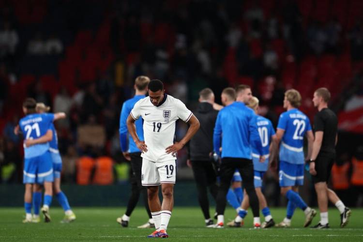 PAPELÓN: INGLATERRA CAYÓ RUIDOSAMENTE CON ISLANDIA EN WEMBLEY