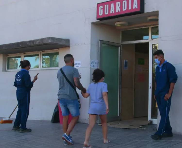 GUARDIAS ABARROTADAS, LA VUELTA DEL BARBIJO Y PIDEN NO COMPARTIR MATES