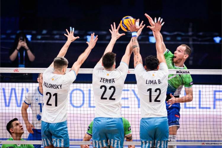 LA SELECCIÓN ARGENTINA DE VÓLEY CASI DA EL BATACAZO VS ESLOVENIA