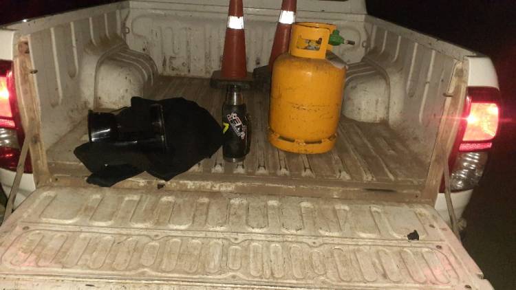 VILLA ÁNGELA: ENTRARON A ROBAR SIN LA PRESENCIA DE SUS MORADORES Y SE LLEVARON VARIOS OBJETO   