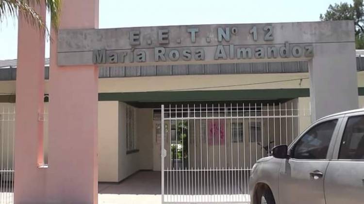 CASTELLI: LA ESCUELA DE EDUCACIÓN TÉCNICA N° 12 SUSPENDIÓ LAS CLASES PRESENCIALES POR CASOS DE GRIPE A