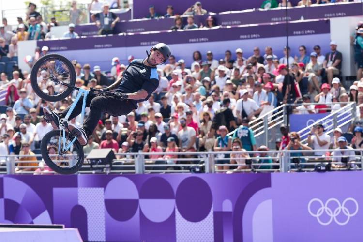 ALERTA DE MEDALLA: A QUÉ HORA COMPITE EL "MALIGNO" TORRES EN BMX