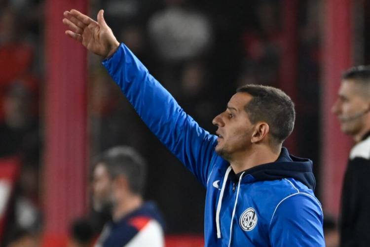 COPA ARGENTINA: SAN LORENZO Y VÉLEZ SE MIDEN CON PRESENTES OPUESTOS 