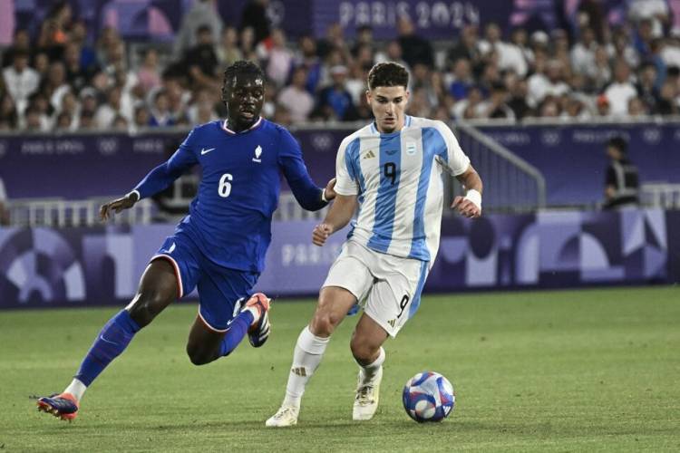 CHAU PEP, HOLA CHOLO: JULIÁN ÁLVAREZ AL ATLÉTICO DE MADRID