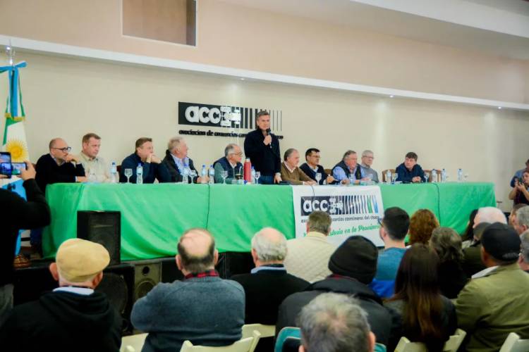 EL GOBIERNO ANUNCIÓ CRÉDITO PARA LOS CONSORCIOS CAMINEROS EN SU ASAMBLEA GENERAL