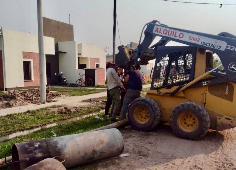PUERTO BERMEJO: EL GOBIERNO PROVINCIAL AVANZA CON OBRAS DE INFRAESTRUCTURA