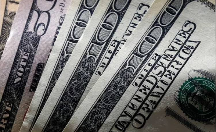 EL DÓLAR NO MOSTRÓ UNA TENDENCIA DEFINIDA Y EL BCRA COMPRÓ US$ 21 MILLONES