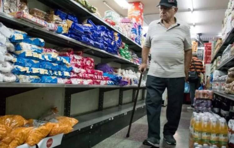 EN LA PROVINCIA, UNA FAMILIA NECESITÓ EN AGOSTO 807.329 PESOS PARA NO SER POBRE