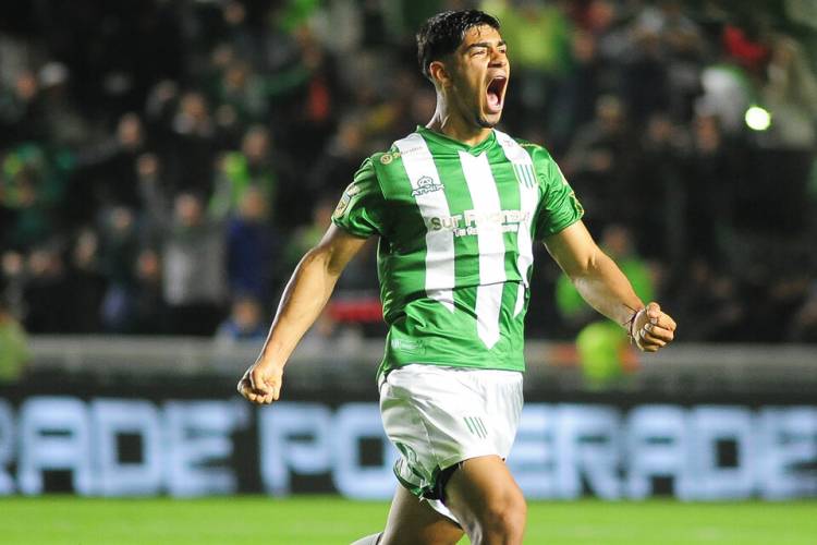 LIGA PROFESIONAL: BANFIELD SUMÓ OTRO TRIUNFO ANTE INDEPENDIENTE RIVADAVIA