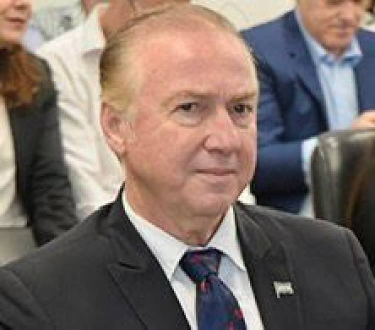 SALOM CRITICÓ DURAMENTE A LOS DIPUTADOS DE CAPITANICH: "SIGUEN EL MANDATO DE SU JEFE Y ENTORPECEN LOS INTERESES DE LA POBLACIÓN"