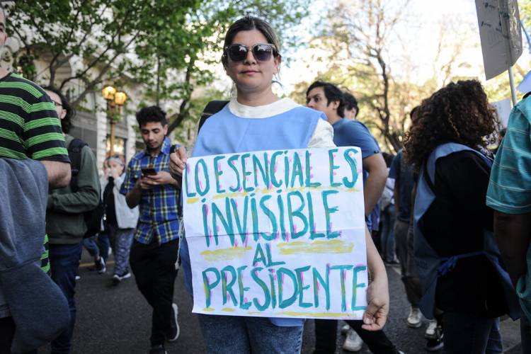 LAS CINCO MENTIRAS DE MILEI SOBRE LAS UNIVERSIDADES