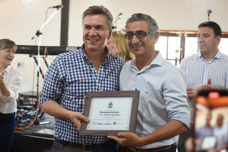 FIESTA PROVINCIAL DEL CHIVO: “LA PRODUCCIÓN CHAQUEÑA ES DE CALIDAD Y ESTAMOS POR EL BUEN CAMINO” AFIRMÓ EL GOBERNADOR ZDERO