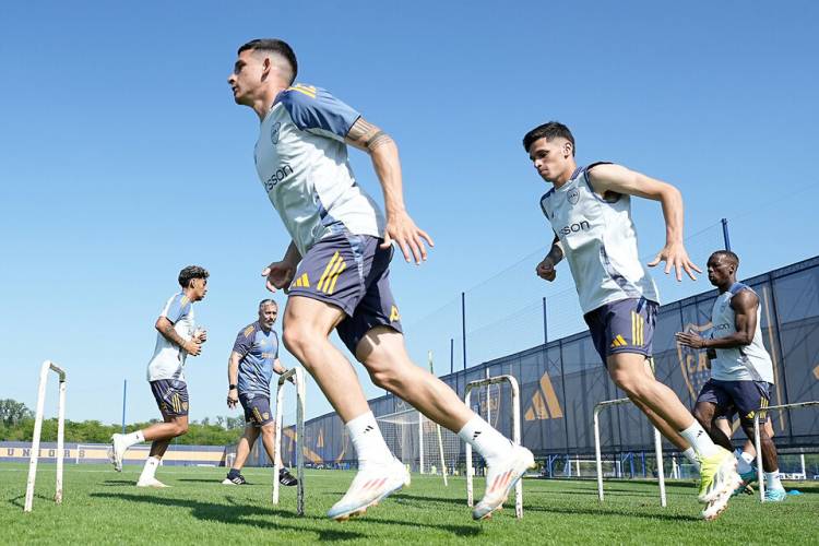 BOCA: A GAGO LE PREOCUPA EL NIVEL DE TITULARES Y REFERENTES