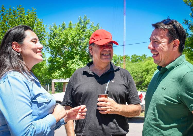 PUERTO BERMEJO: EL GOBIERNO Y LA ARMADA INICIARON HOY LA CAMPAÑA SOCIO SANITARIA FLUVIAL 2024 PARA ATENDER A LAS COMUNIDADES RIBEREÑAS VULNERABLES