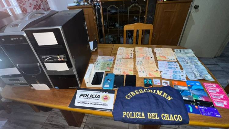 LA POLICÍA DEL CHACO DESARTICULÓ UNA BANDA DE ESTAFADORES EN LA PROVINCIA DE CÓRDOBA