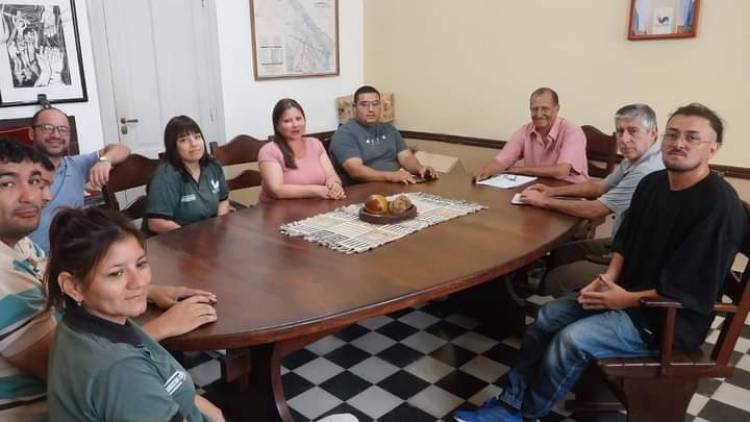 VILLA ÁNGELA: EL INTENDENTE PAPP SE REUNIÓ CON SU EQUIPO