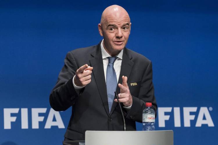 INFANTINO DESTACÓ A LA AFA Y ENDULZÓ LOS OÍDOS DE "CHIQUI" TAPIA