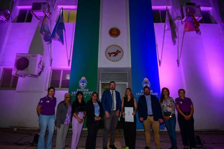 EL PODER LEGISLATIVO ADHIERE A LA CAMPAÑA DE CONCIENTIZACIÓN SOBRE EL GROOMING O CIBERACOSO