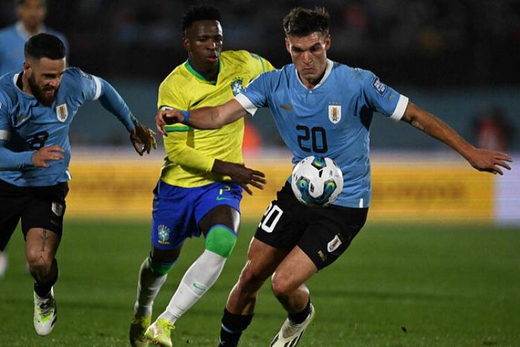 ELIMINATORIAS: BRASIL Y URUGUAY SE ROBAN TODAS LAS MIRADAS