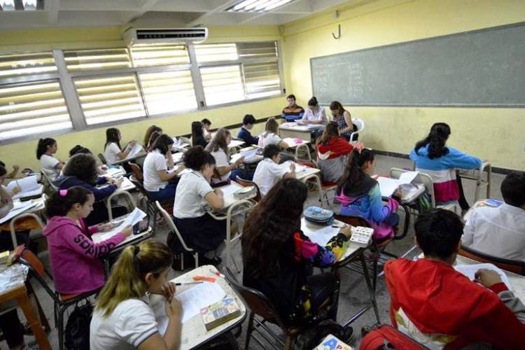 EDUCACIÓN: ESTE JUEVES Y VIERNES, MÁS DE 2000 ESTUDIANTES RENDIRÁN EXÁMENES DE INGRESO EN 8 ESCUELAS SECUNDARIAS
