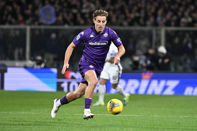 EL ALENTADOR PARTE MÉDICO DEL FUTBOLISTA DE FIORENTINA QUE SE DESVANECIÓ EN PLENO PARTIDO