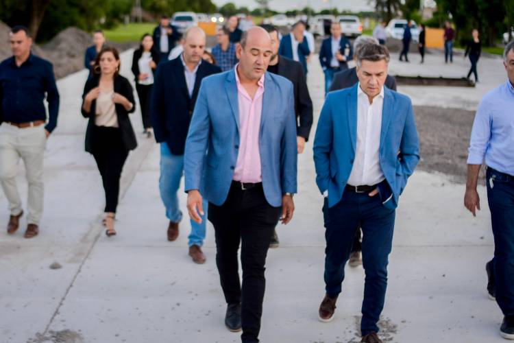 ZDERO ACOMPAÑÓ EL ANIVERSARIO 136 DE BASAIL: “ES UNA CIUDAD QUE CRECE Y VAN A TENER SIEMPRE A UN GOBERNADOR QUE LOS ACOMPAÑA”