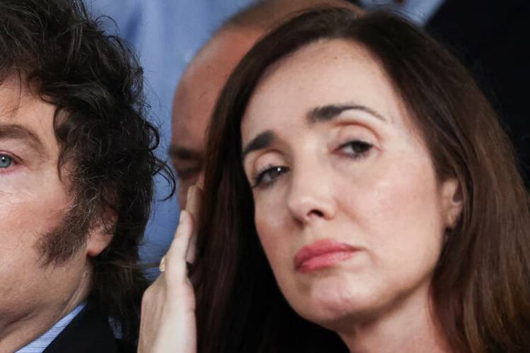 VILLARRUEL INTENTA DESPEJAR NUBARRONES