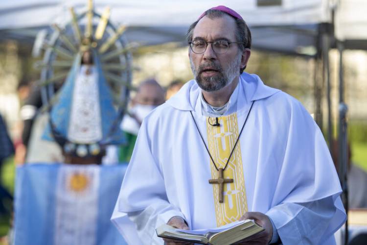 “SE EJERCE LA FUERZA CON LOS FRÁGILES Y DÉBILES”