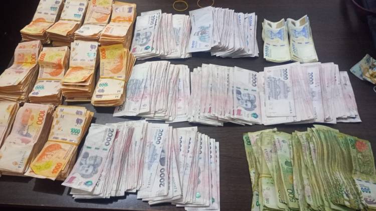 RURALES SECUESTRAN MADERA Y DEMORAN UN CIUDADANO CON MÁS DE TRES MILLONES DE PESOS