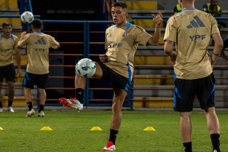 SUDAMERICANO SUB 20: ARGENTINA SE MIDE CON URUGUAY