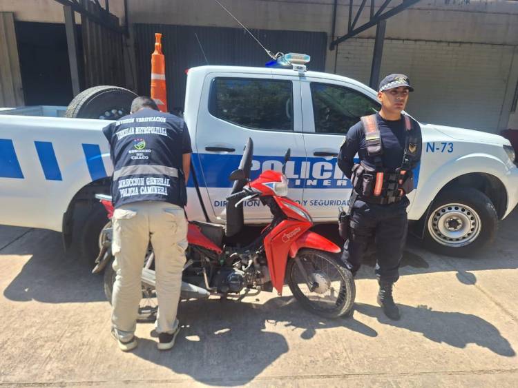 CAMINERA SECUESTRÓ DOS MOTOCICLETAS , UNA CON PEDIDO Y OTRA ADULTERADA , DETECTÓ 35 ALCOHOLEMIAS Y LABRÓ 176 ACTAS