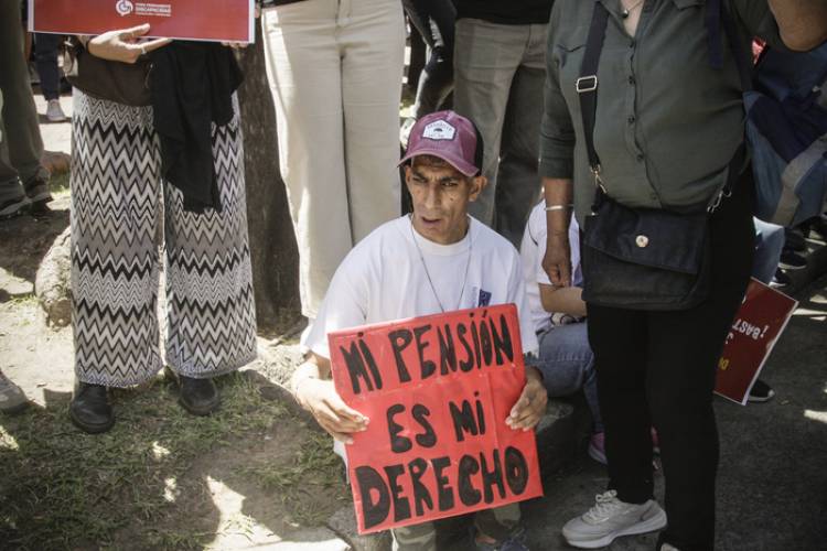 CON LA EXCUSA DE LAS AUDITORÍAS, AVANZA EL AJUSTE EN DISCAPACIDAD 