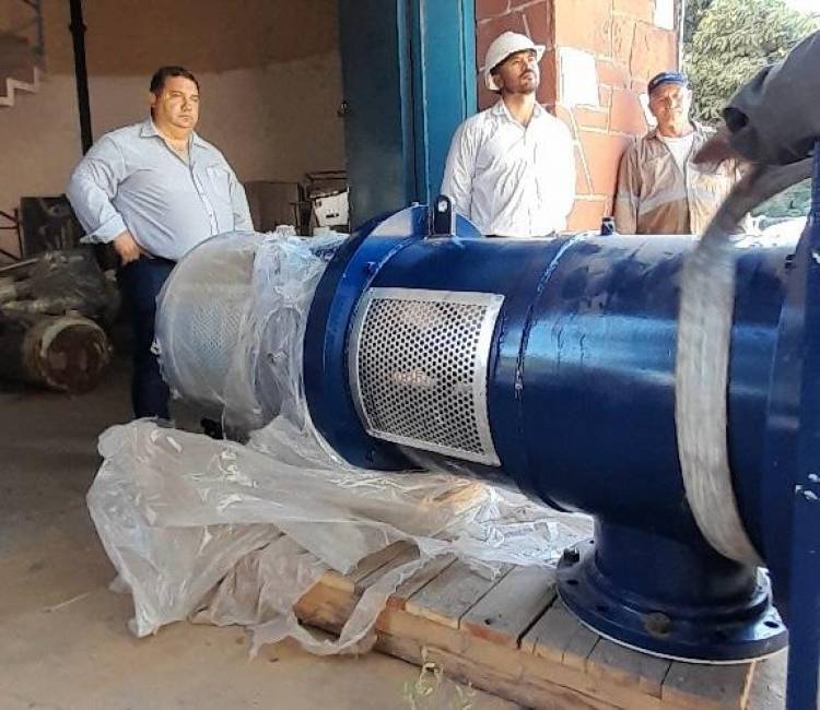 VILLA MONONA: SAMEEP PUSO EN FUNCIONAMIENTO UN NUEVO EQUIPO DE BOMBEO PARA UN MAYOR APORTE DE AGUA POTABLE