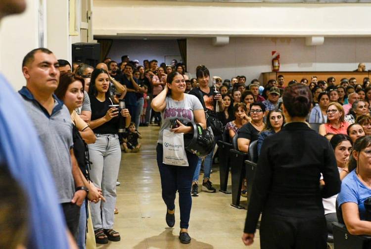 SÁENZ PEÑA: EL IPDUV HACE REALIDAD EL SUEÑO DE LA CASA PROPIA PARA 29 FAMILIAS