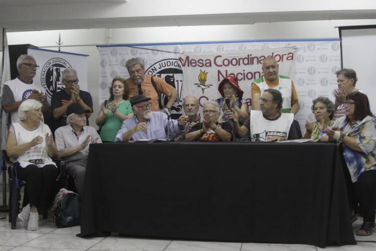 "LUCHAMOS PARA NO SER LA ÚLTIMA GENERACIÓN DE JUBILADOS"