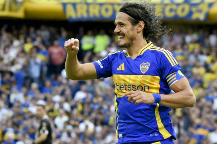 BOCA ENTRENÓ A PUERTAS ABIERTAS Y CAVANI HABLÓ SOBRE EL MUNDIAL DE CLUBES
