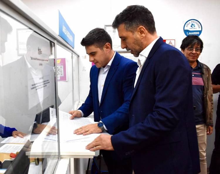 EL GOBIERNO PRESENTÓ EL PROYECTO DE LEY PARA REDUCIR IMPUESTOS PROVINCIALES (INGRESOS BRUTOS E IMPUESTOS DE SELLOS) QUE BENEFICIARÁN AL SECTOR ECONÓMICO