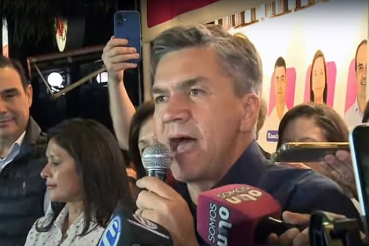 EL GOBERNADOR ZDERO FESTEJÓ CON LOS LIBERTARIOS